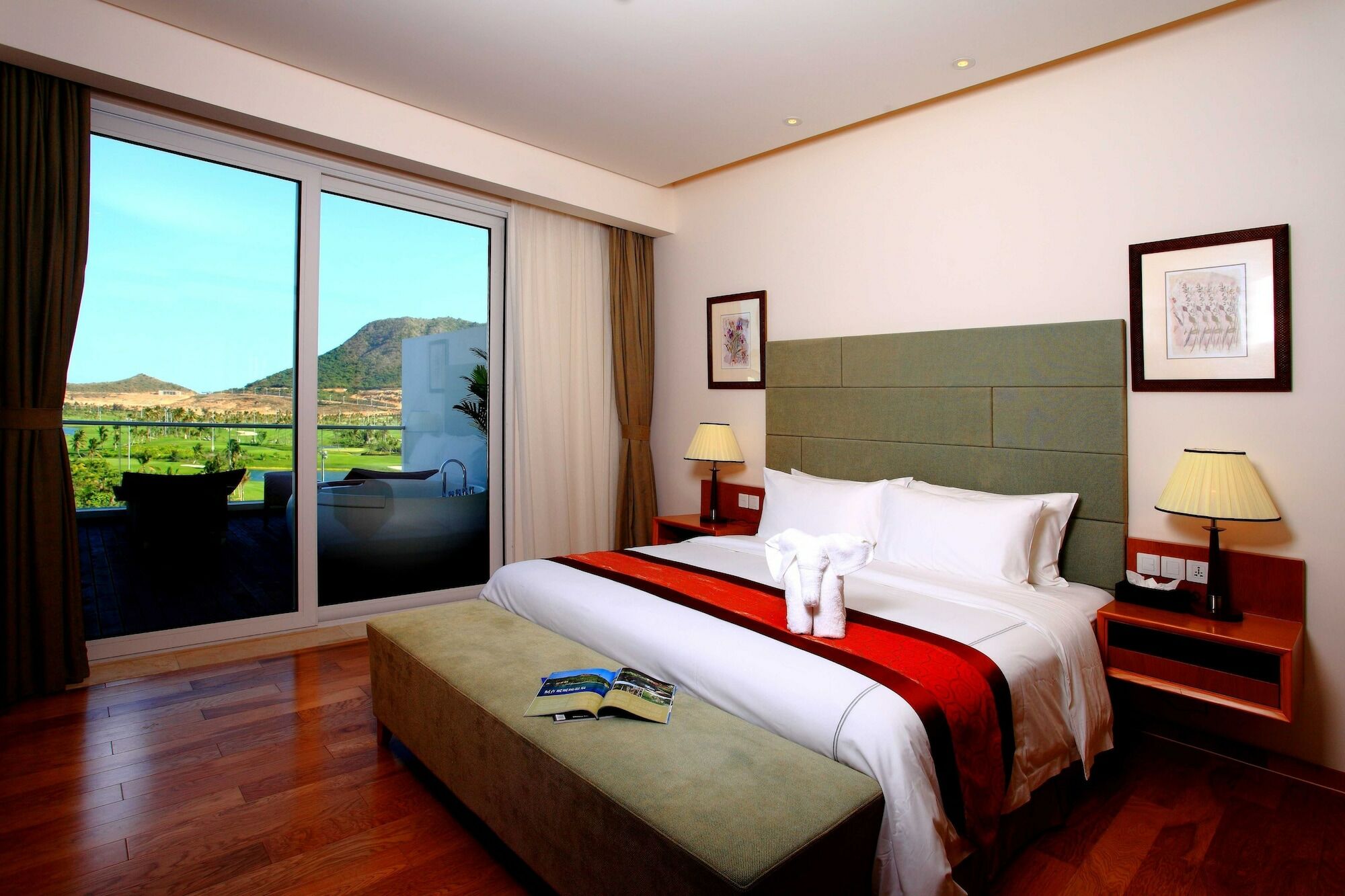 Mingshen Golf & Bay Resort Sanya Exterior photo